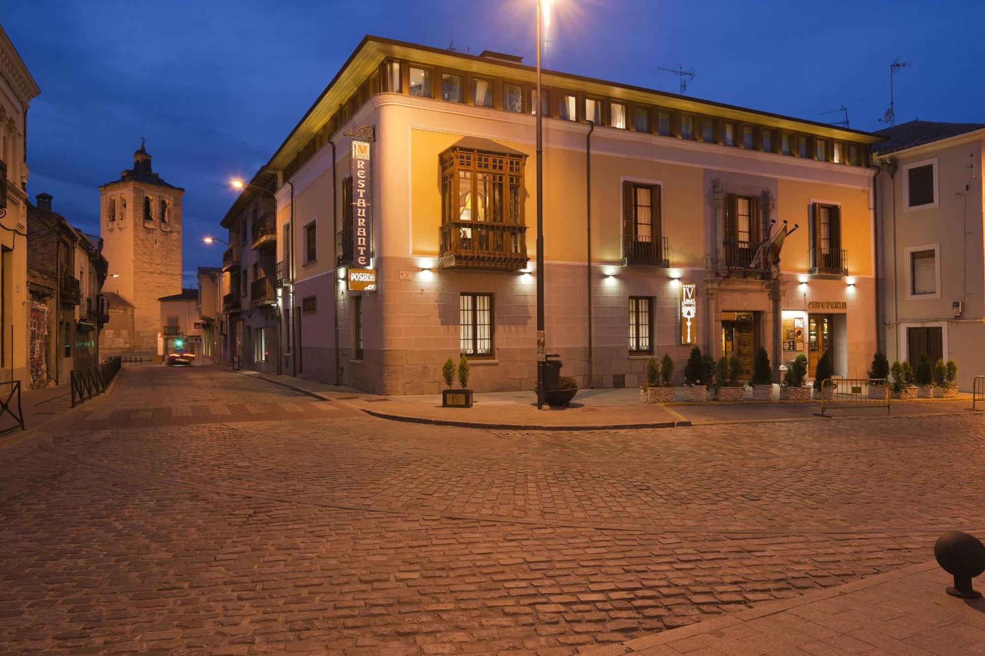 Posada Real Los Cinco Linajes Arévalo エクステリア 写真